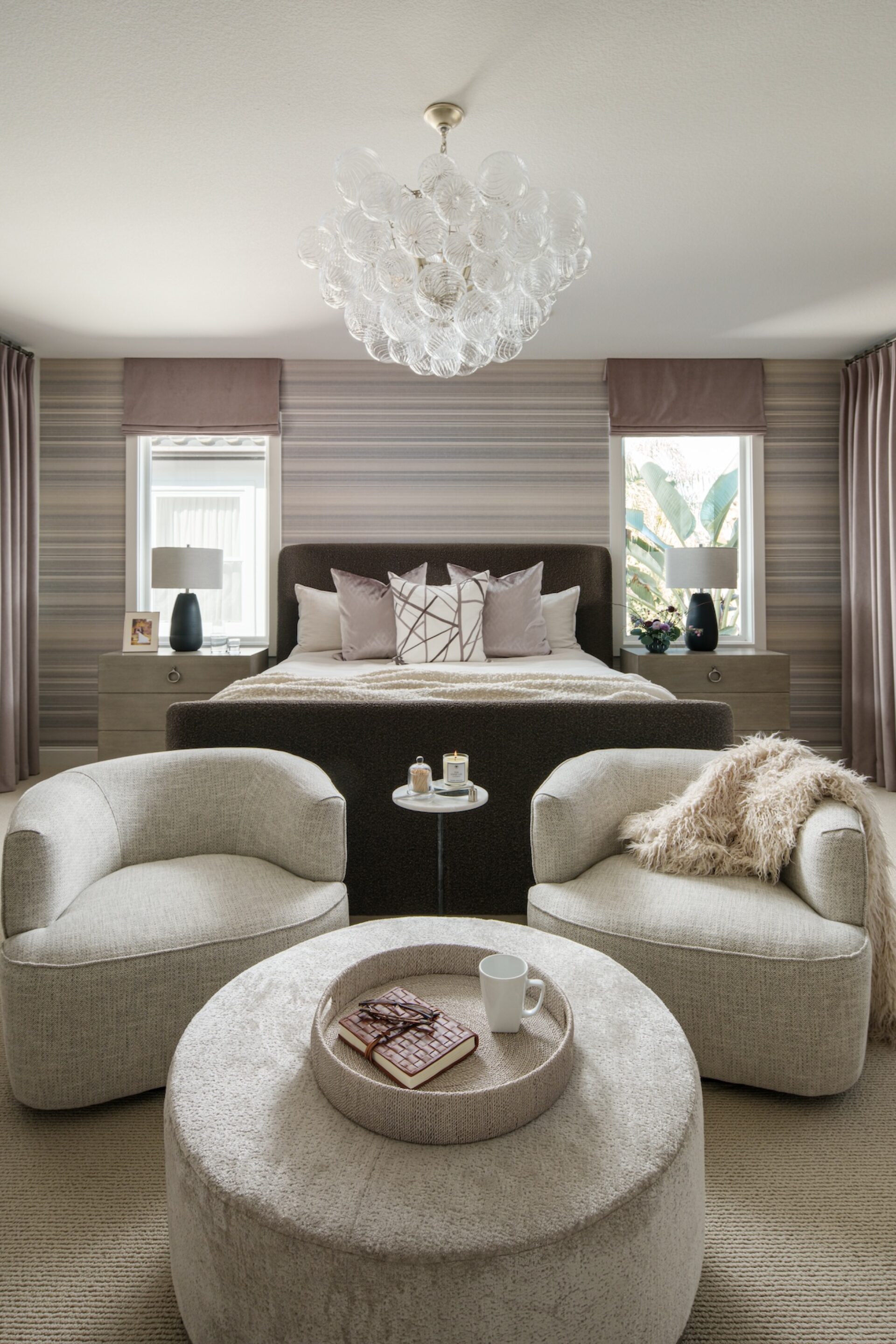 Bedroom Furnishings Accent Chairs Ottoman