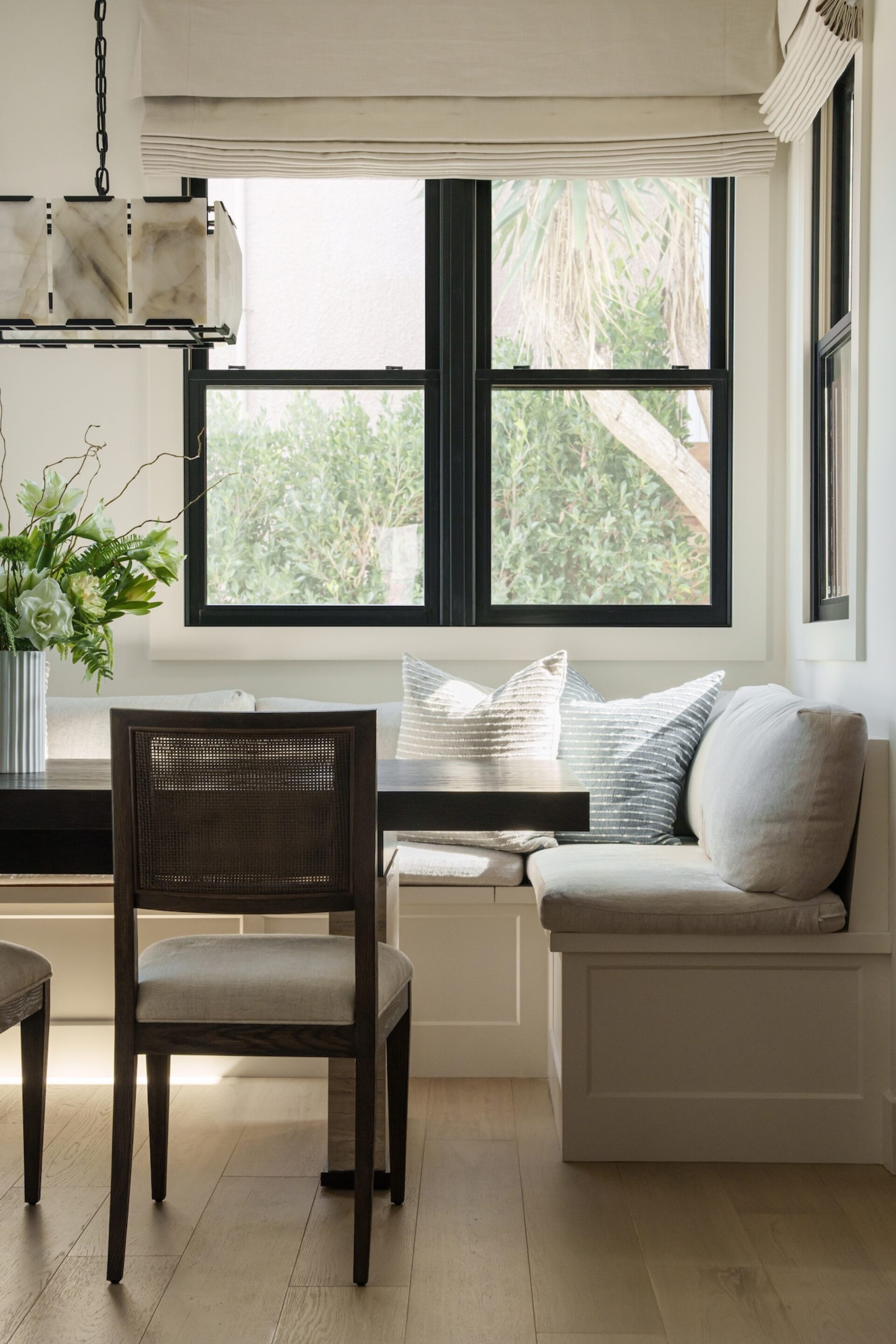 Breakfast Table Built In Bench Seat