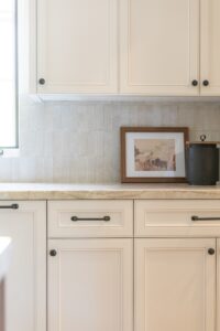 Dark Hardware On Light Cabinets Kitchen