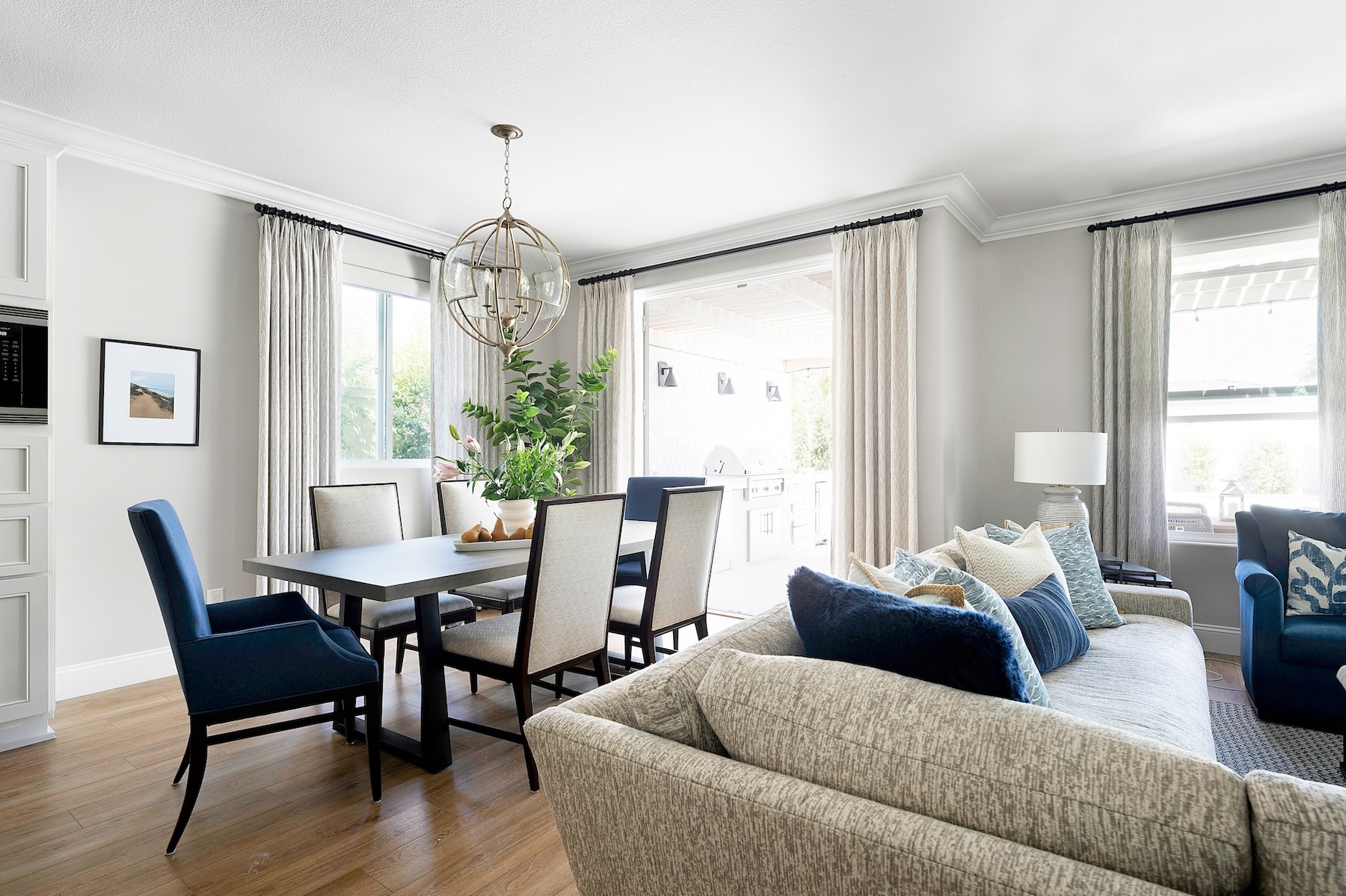 Dining Table Interior Design Laura Abrams