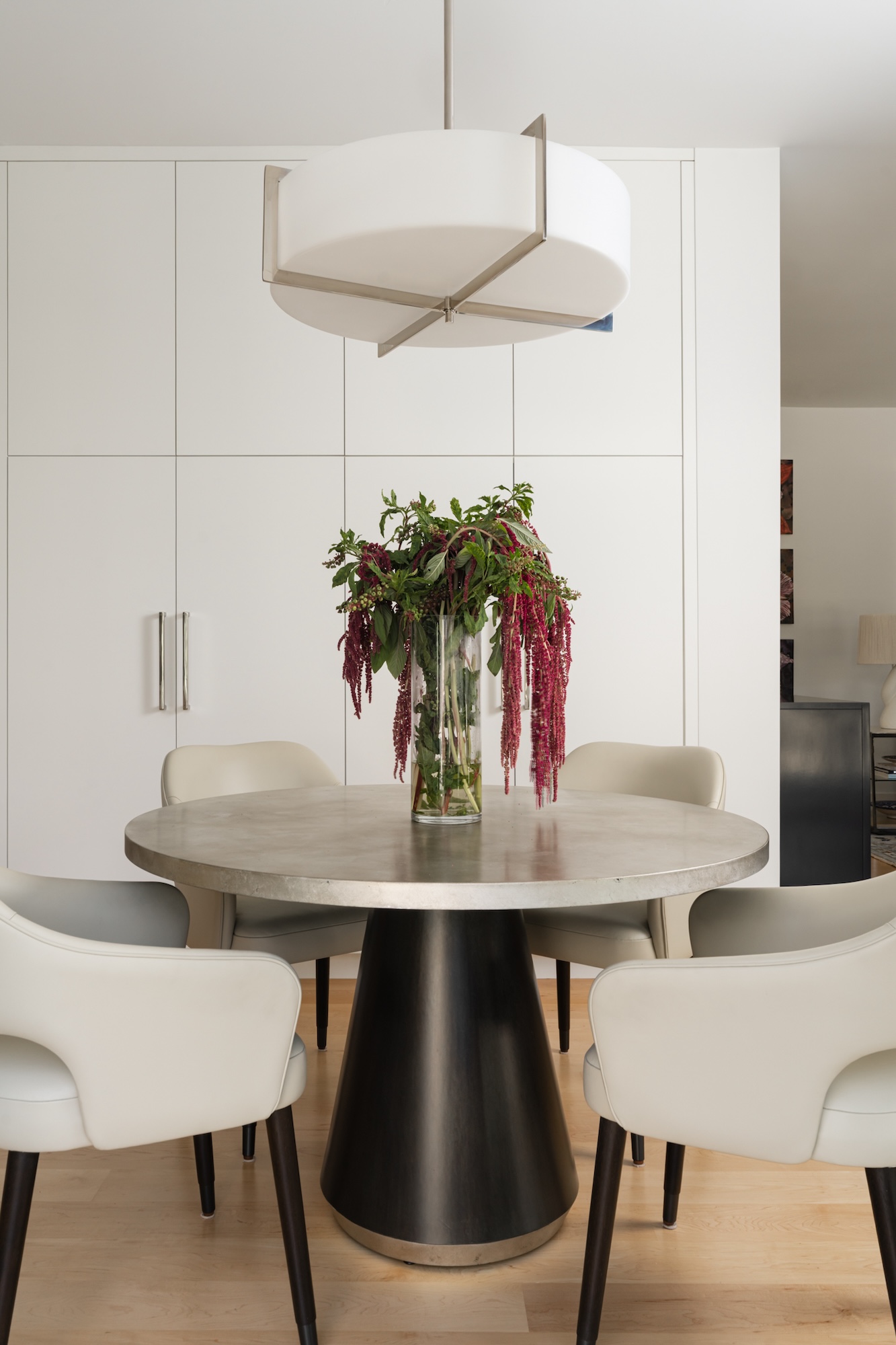 Kitchen Dinning Table Flowers In Vase