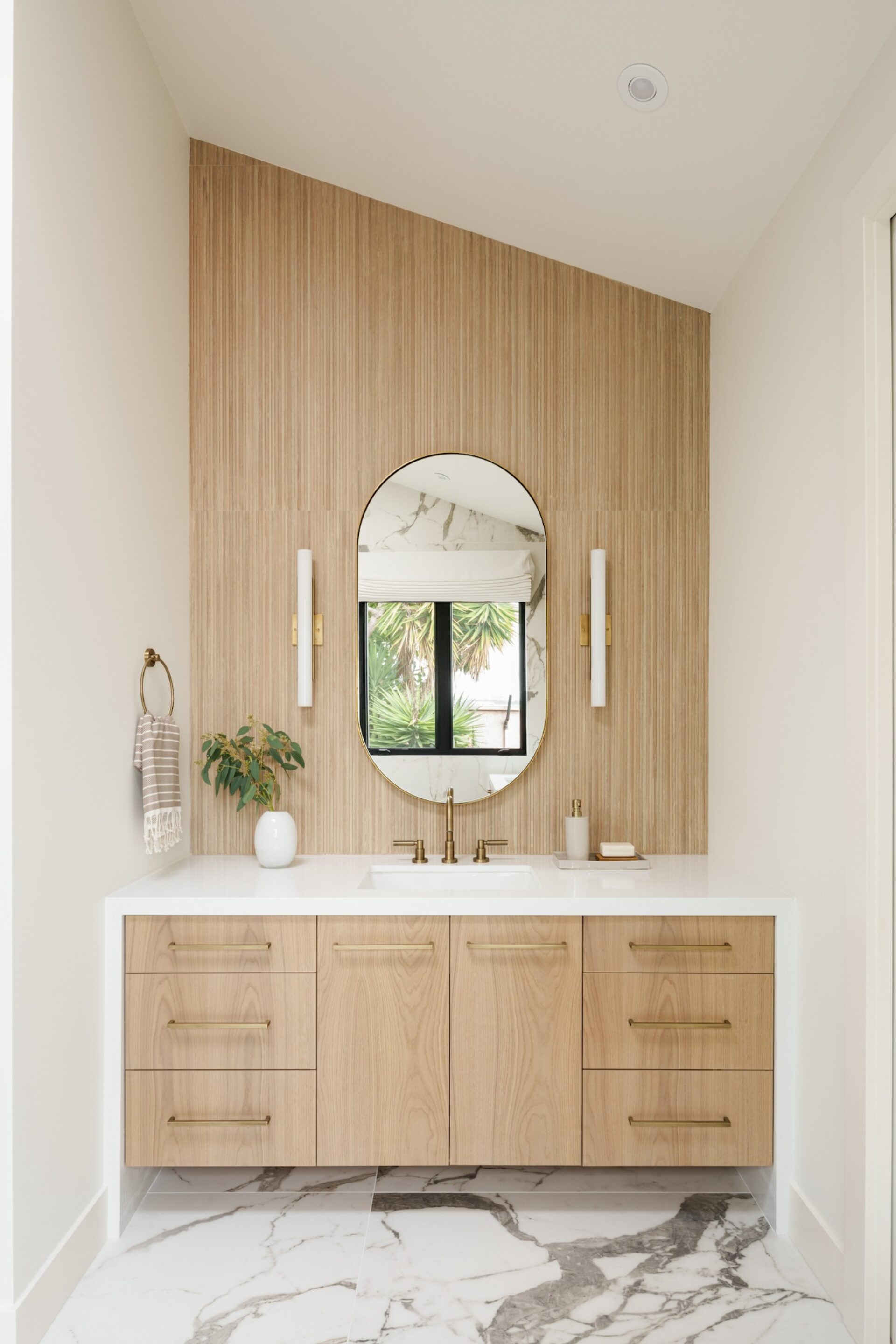 Laura Abrams Design Bathroom Interior Design