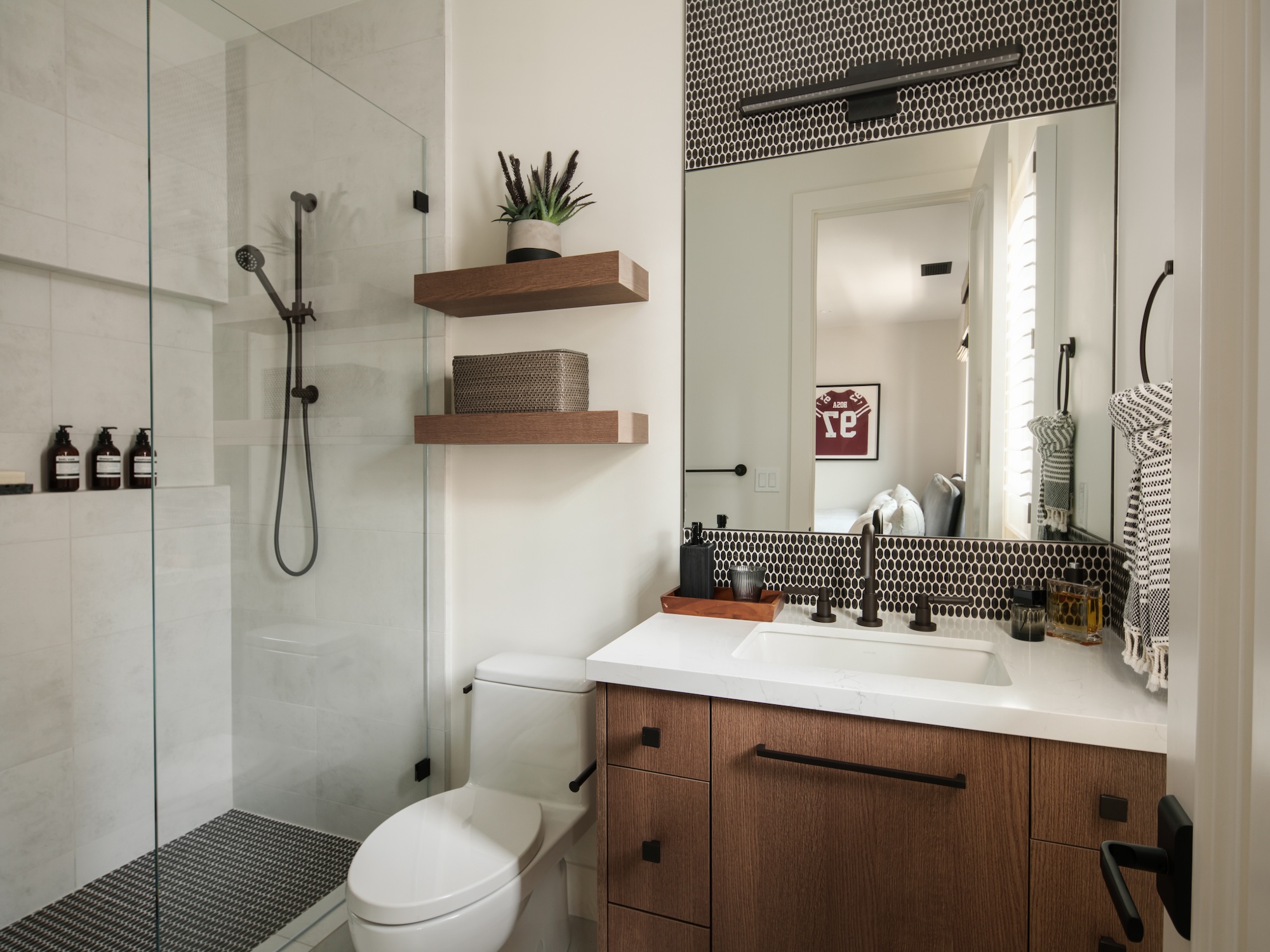 Laura Abrams Design Boys Bathroom Interior Design