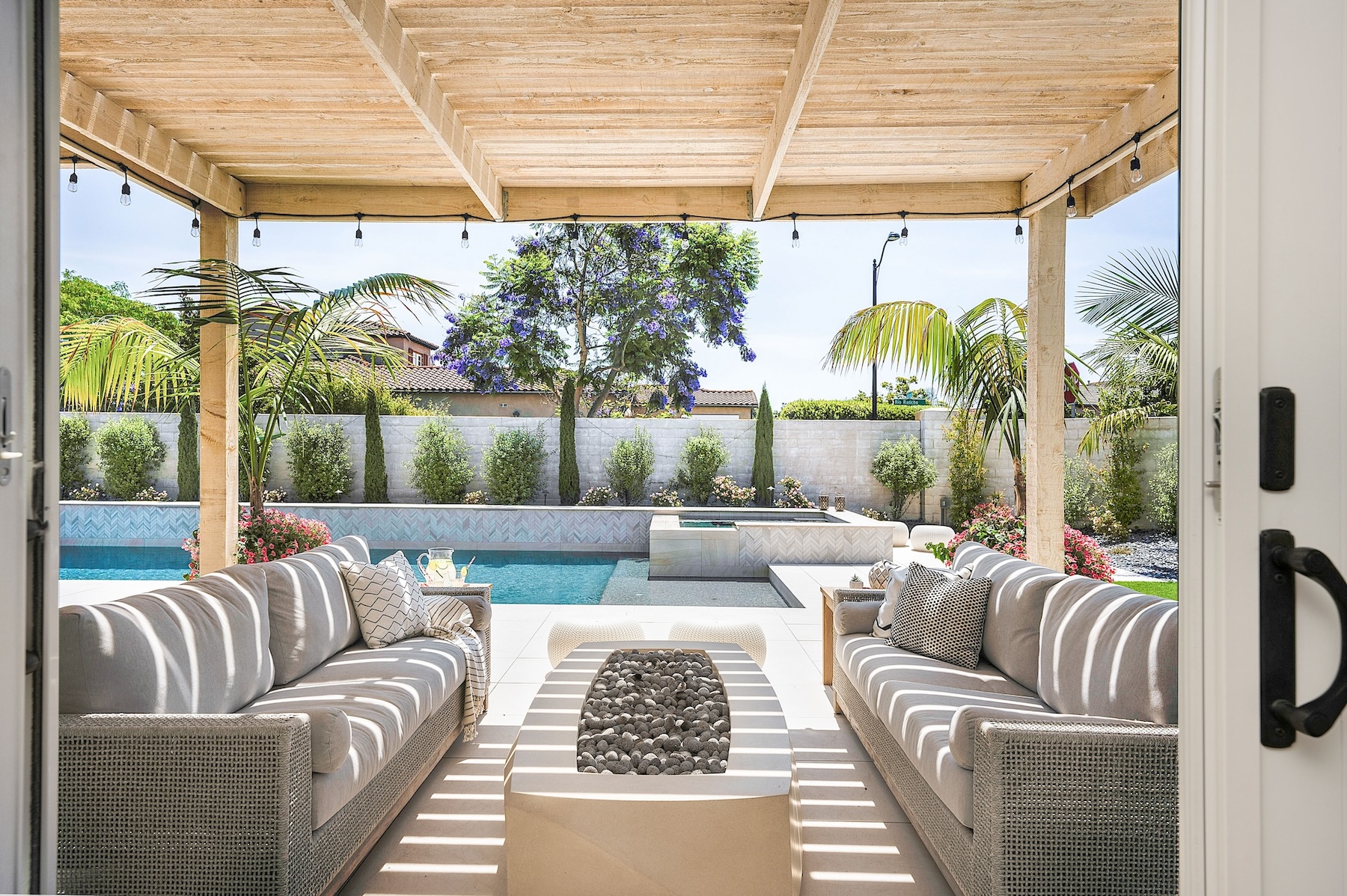 Outdoor Furnishings San Diego Design
