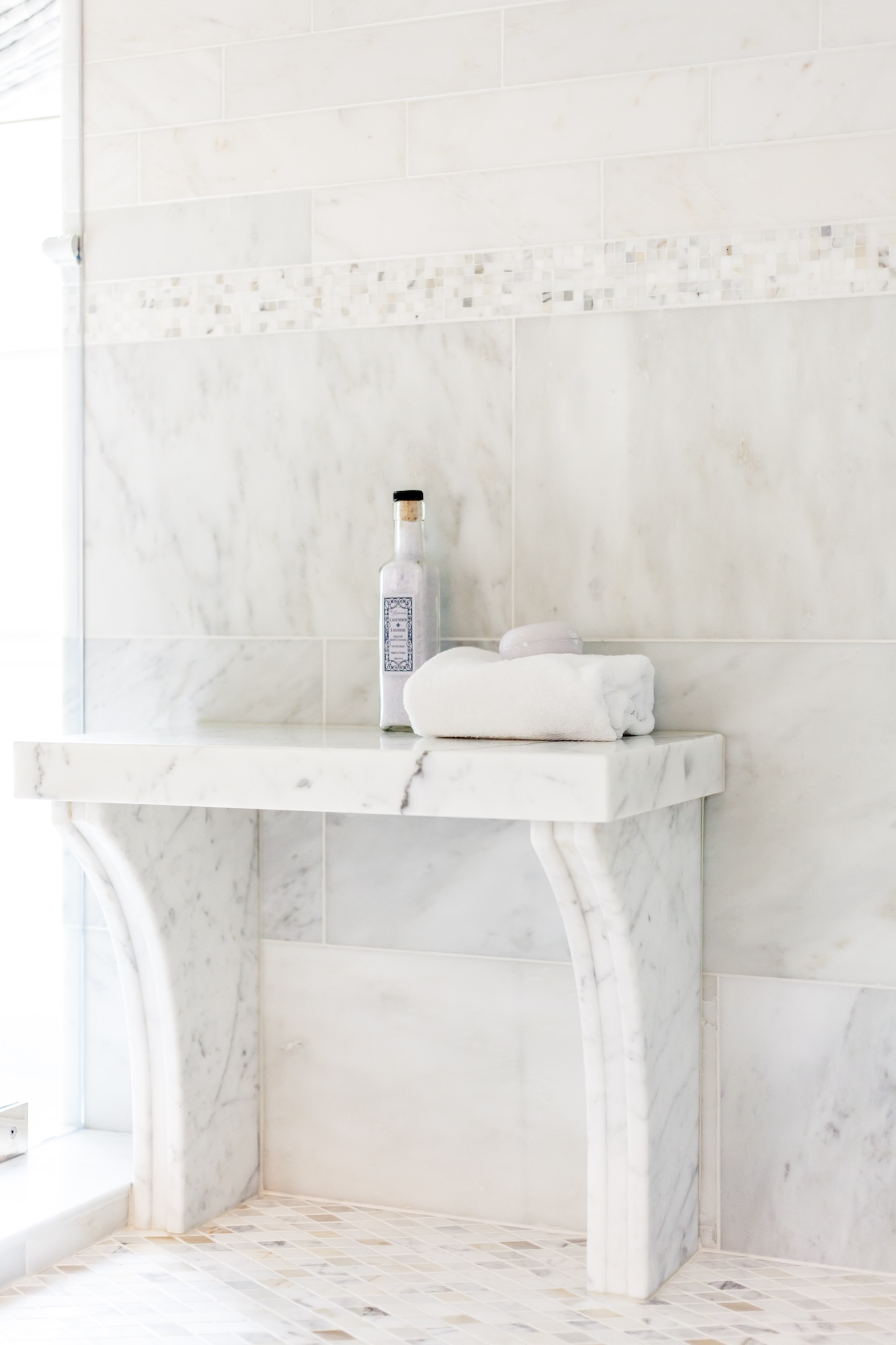 White Marble Shower With Seat